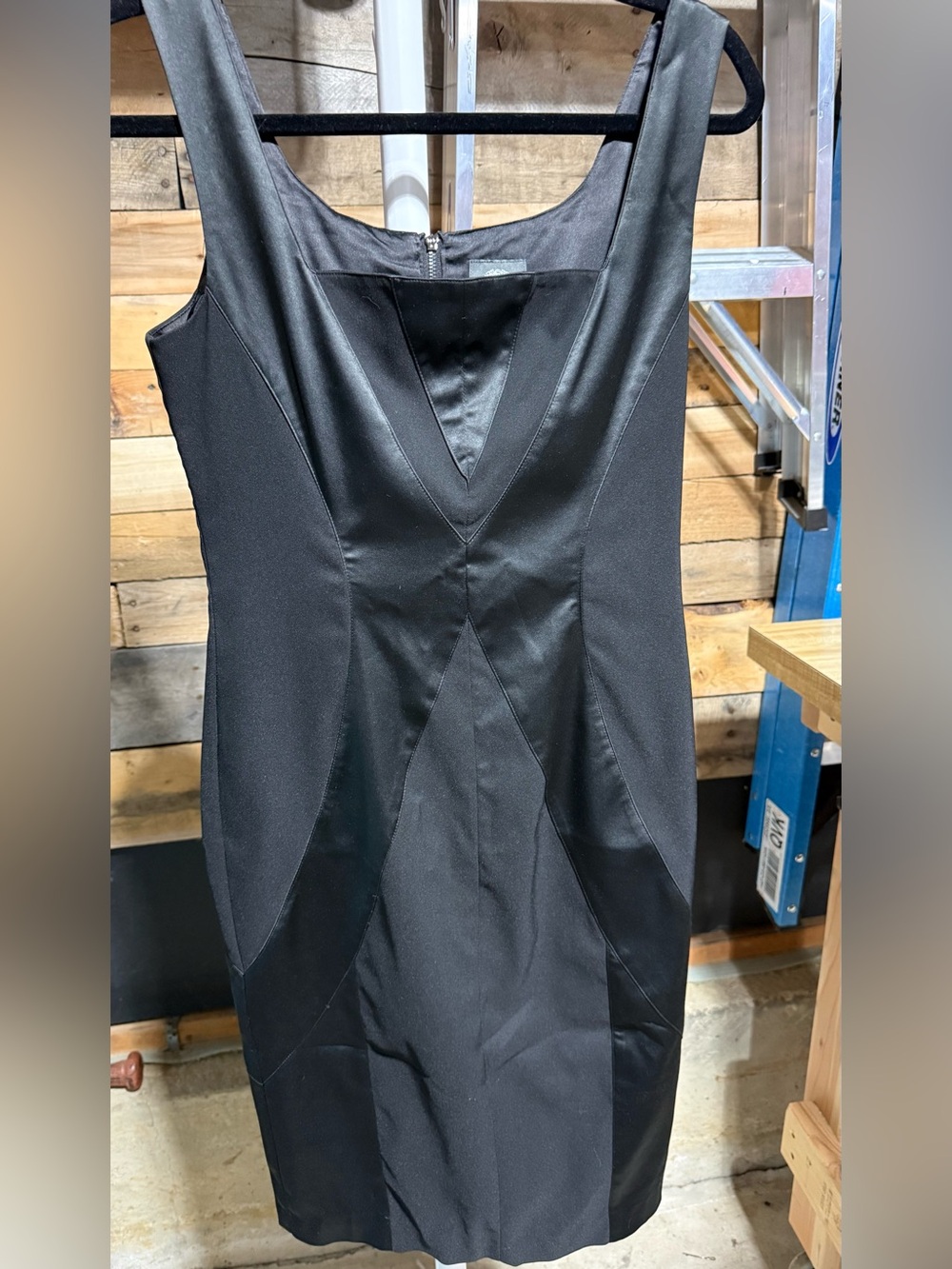 Vince Camuto Black Sleeveless Panel Sheath Dress Size 4